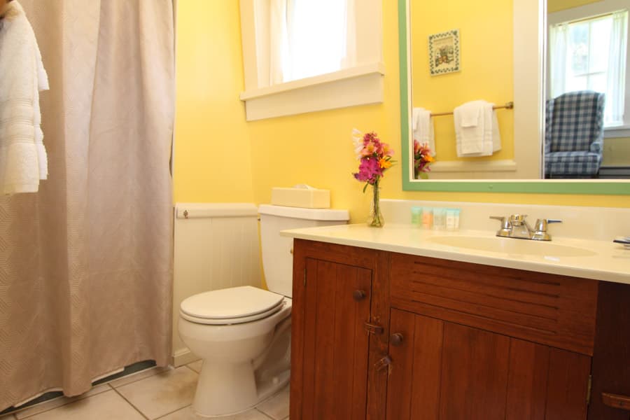 Water Tower 2 bathroom